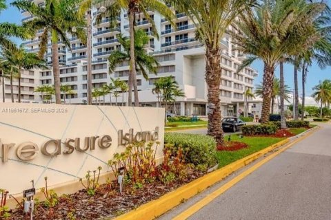 Condo à North Bay Village, Floride, 3 chambres  № 2024391