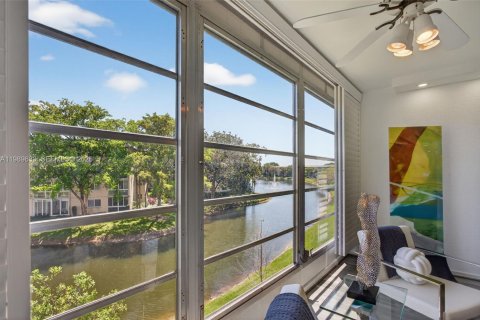 Copropriété à vendre à Coconut Creek, Floride: 2 chambres, 113.81 m2 № 2185848 - photo 28