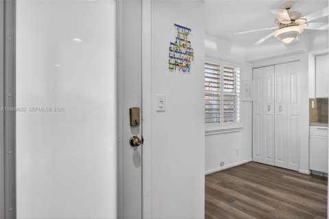 Copropriété à vendre à Coconut Creek, Floride: 2 chambres, 113.81 m2 № 2185848 - photo 4