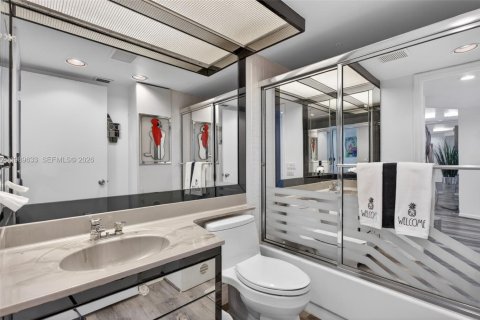 Copropriété à vendre à Coconut Creek, Floride: 2 chambres, 113.81 m2 № 2185848 - photo 12