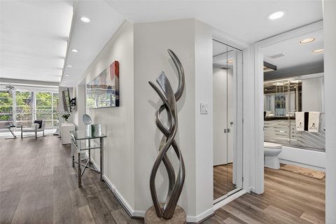 Copropriété à vendre à Coconut Creek, Floride: 2 chambres, 113.81 m2 № 2185848 - photo 11