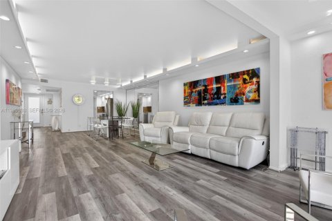 Copropriété à vendre à Coconut Creek, Floride: 2 chambres, 113.81 m2 № 2185848 - photo 26