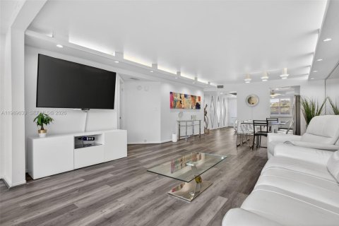 Copropriété à vendre à Coconut Creek, Floride: 2 chambres, 113.81 m2 № 2185848 - photo 27