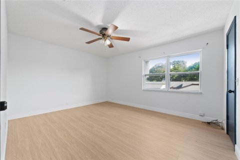 Condominio en venta en Altamonte Springs, Florida, 1 dormitorio, 73.58 m2 № 1295727 - foto 13
