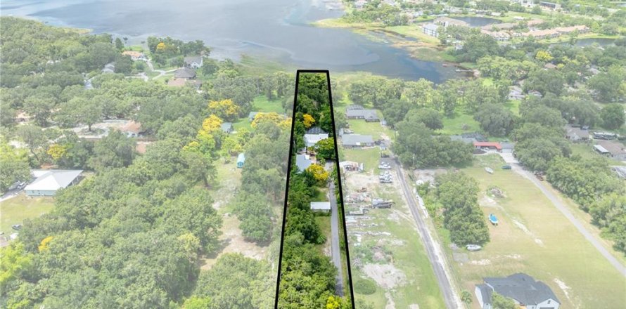 House in Kissimmee, Florida 4 bedrooms, 237.46 sq.m. № 1795740