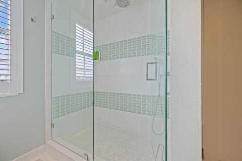 Condo in Palm Beach, Florida, 2 bedrooms  № 2158426 - photo 18