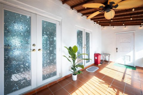 Купить виллу или дом в Майами, Флорида 4 спальни, 158.96м2, № 1984535 - фото 24