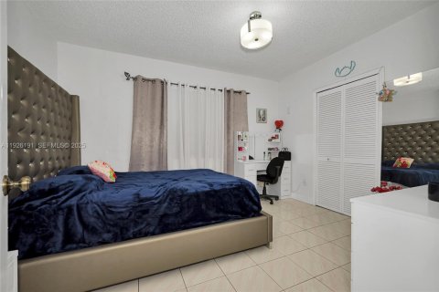 Купить виллу или дом в Майами, Флорида 4 спальни, 158.96м2, № 1984535 - фото 22