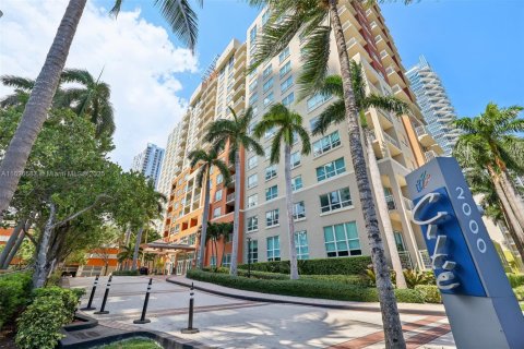 Купить кондоминиум в Майами, Флорида 2 спальни, 107.77м2, № 1988311 - фото 25