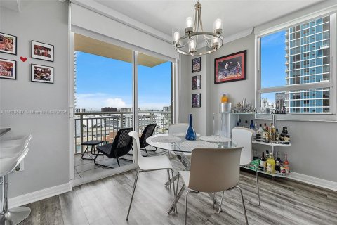 Купить кондоминиум в Майами, Флорида 2 спальни, 107.77м2, № 1988311 - фото 8