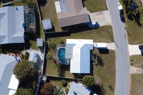 House in Sarasota, Florida 3 bedrooms, 154.87 sq.m. № 2109542 - photo 5