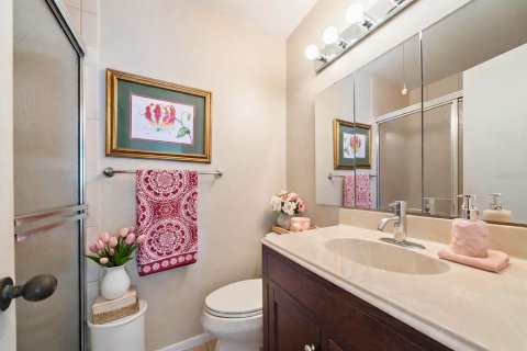 House in Sarasota, Florida 3 bedrooms, 154.87 sq.m. № 2109542 - photo 15