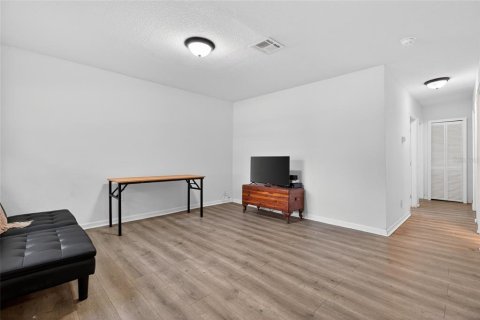 Купить виллу или дом в Тампа, Флорида 3 комнаты, 101.08м2, № 2112863 - фото 5
