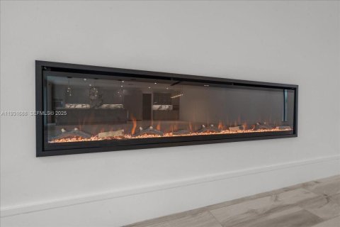 House in Naples, Florida 4 bedrooms, 533.72 sq.m. № 2034663 - photo 19