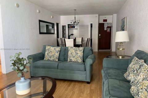 Condominio en venta en Hollywood, Florida, 1 dormitorio, 84.08 m2 № 1961977 - foto 7