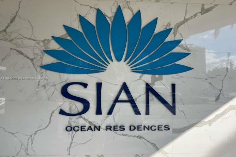 Condominio en venta en Hollywood, Florida, 1 dormitorio, 84.08 m2 № 1961977 - foto 29