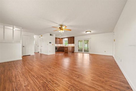 Villa ou maison à vendre à Orlando, Floride: 2 chambres, 97.27 m2 № 2388787 - photo 8