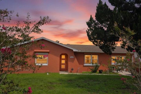 Villa ou maison à Orlando, Floride 2 chambres, 97.27 m2 № 2388787