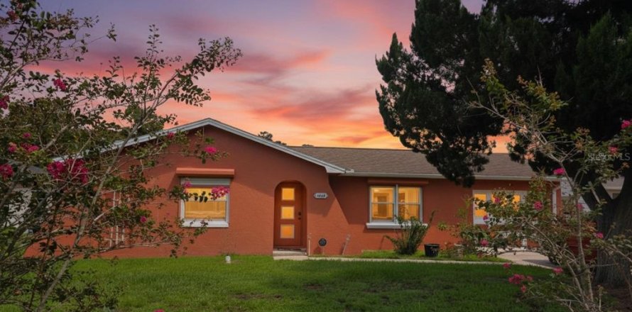 Villa ou maison à Orlando, Floride 2 chambres, 97.27 m2 № 2388787