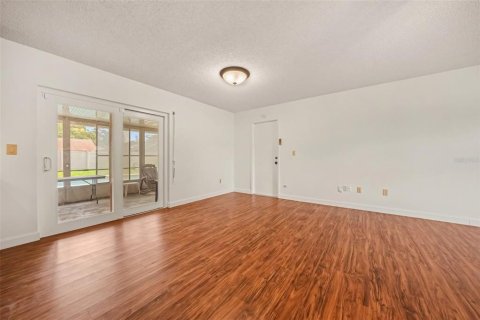 Villa ou maison à vendre à Orlando, Floride: 2 chambres, 97.27 m2 № 2388787 - photo 9