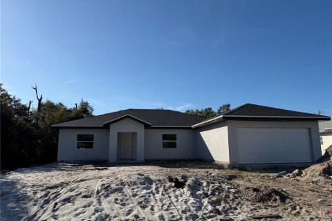House in Port Charlotte, Florida 3 bedrooms, 139.63 sq.m. № 2106346