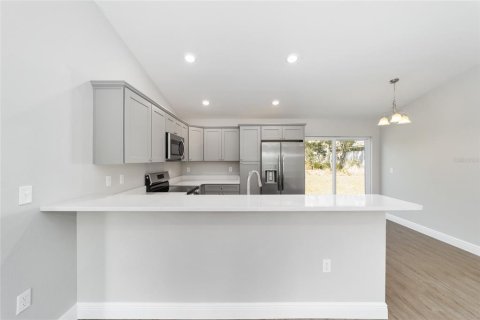 Casa en venta en Summerfield, Florida, 3 dormitorios, 126.16 m2 № 1913535 - foto 11