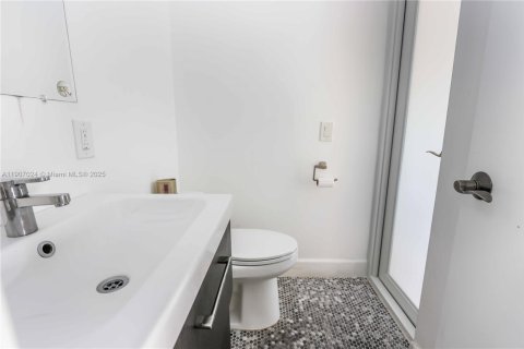 Casa en venta en Hollywood, Florida, 3 dormitorios, 121.05 m2 № 1964239 - foto 24