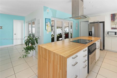 Casa en venta en Hollywood, Florida, 3 dormitorios, 121.05 m2 № 1964239 - foto 12