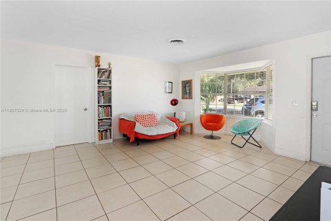 Casa en venta en Hollywood, Florida, 3 dormitorios, 121.05 m2 № 1964239 - foto 5