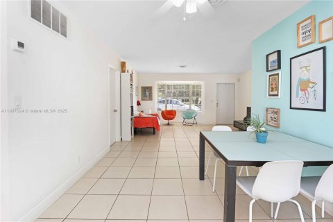 Casa en venta en Hollywood, Florida, 3 dormitorios, 121.05 m2 № 1964239 - foto 9