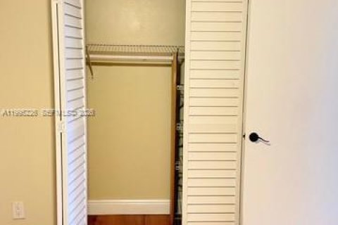 Copropriété à louer à Plantation, Floride: 2 chambres, 117.06 m2 № 2063706 - photo 13