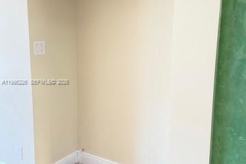 Copropriété à louer à Plantation, Floride: 2 chambres, 117.06 m2 № 2063706 - photo 11