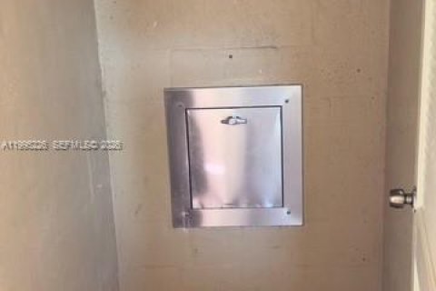 Copropriété à louer à Plantation, Floride: 2 chambres, 117.06 m2 № 2063706 - photo 6