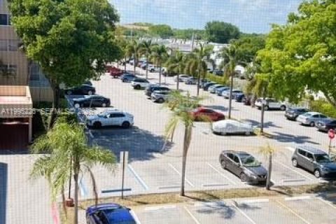 Copropriété à louer à Plantation, Floride: 2 chambres, 117.06 m2 № 2063706 - photo 22