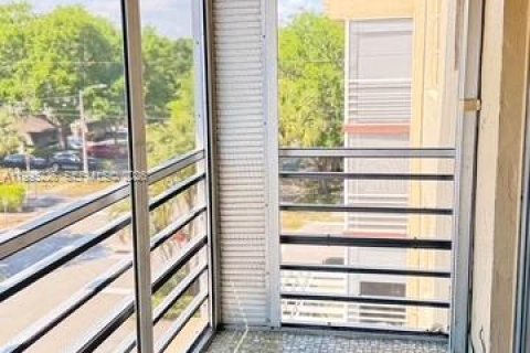 Copropriété à louer à Plantation, Floride: 2 chambres, 117.06 m2 № 2063706 - photo 21