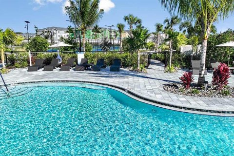 House in Port Charlotte, Florida 4 bedrooms, 271.55 sq.m. № 1675315 - photo 14