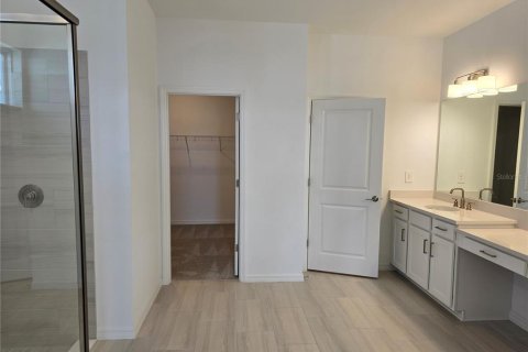 House in Port Charlotte, Florida 4 bedrooms, 271.55 sq.m. № 1675315 - photo 3