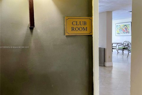 Copropriété à vendre à North Miami, Floride: 1 chambre, 72.28 m2 № 1947697 - photo 20