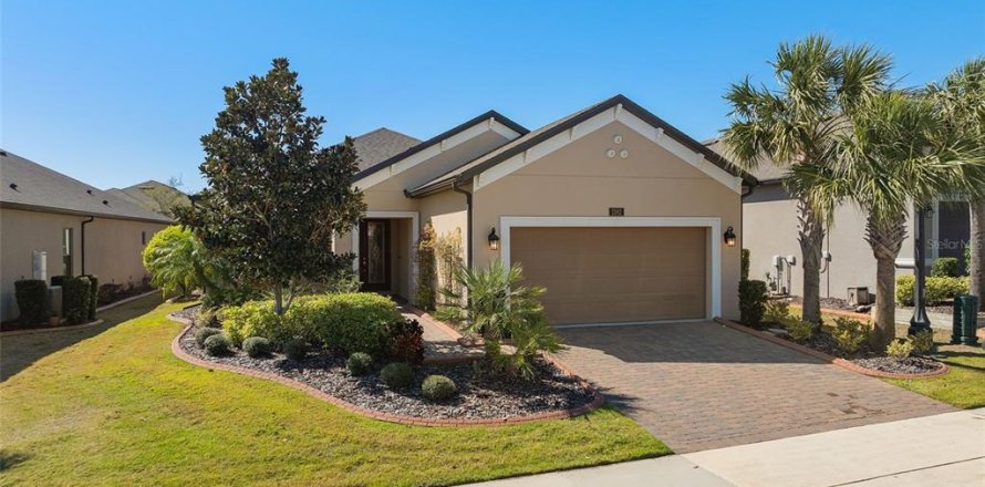 Casa en Clermont, Florida 2 dormitorios, 201.23 m2 № 1558609