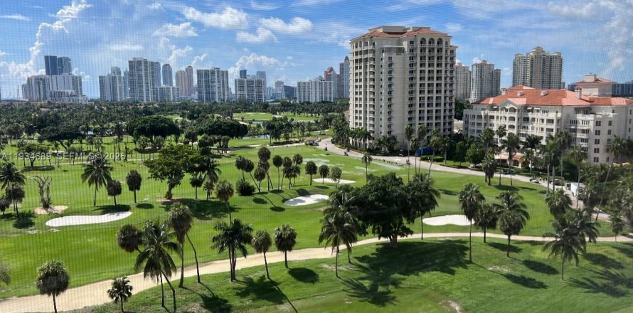 Condo in Aventura, Florida, 1 bedroom  № 2055081