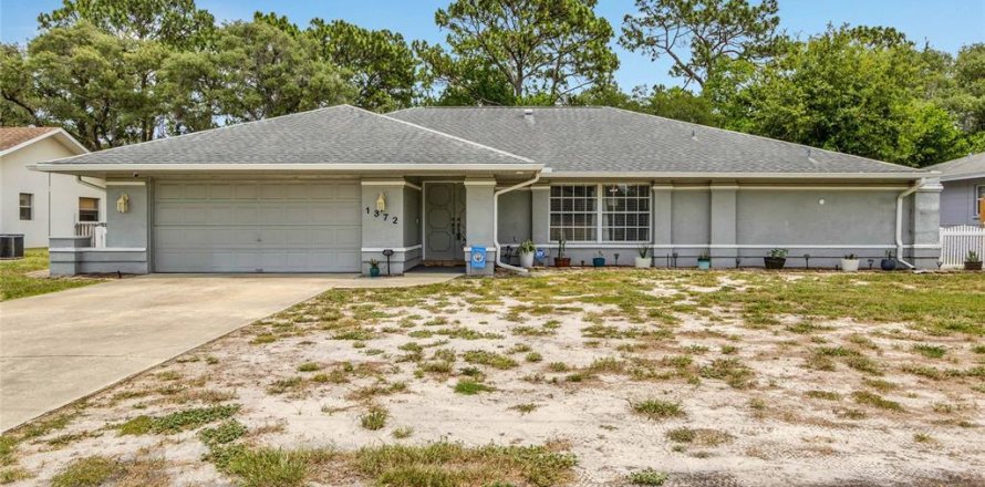 Casa en Spring Hill, Florida 2 dormitorios, 163.88 m2 № 2231020
