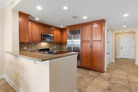 Condo in Palm Coast, Florida, 3 bedrooms  № 2208757 - photo 15