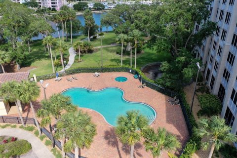 Condo in Palm Coast, Florida, 3 bedrooms  № 2208757 - photo 4