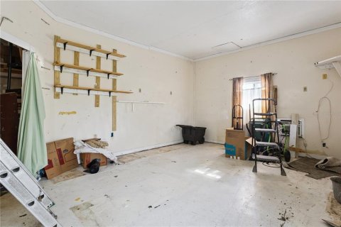 House in Eustis, Florida 3 bedrooms, 255.67 sq.m. № 2396968 - photo 9