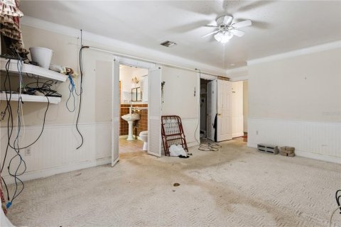 House in Eustis, Florida 3 bedrooms, 255.67 sq.m. № 2396968 - photo 28