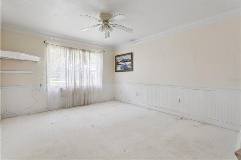 House in Eustis, Florida 3 bedrooms, 255.67 sq.m. № 2396968 - photo 4