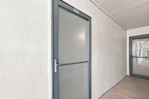 Copropriété à vendre à South Pasadena, Floride: 1 chambre, 83.61 m2 № 2353474 - photo 3
