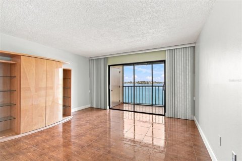 Copropriété à vendre à South Pasadena, Floride: 1 chambre, 83.61 m2 № 2353474 - photo 18