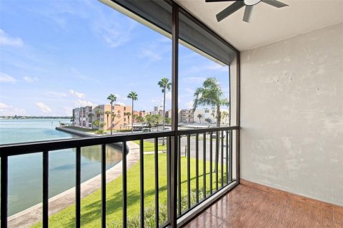Copropriété à vendre à South Pasadena, Floride: 1 chambre, 83.61 m2 № 2353474 - photo 24