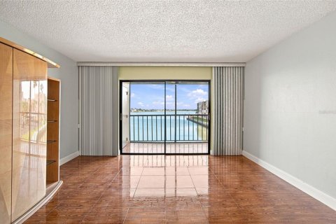 Copropriété à vendre à South Pasadena, Floride: 1 chambre, 83.61 m2 № 2353474 - photo 19